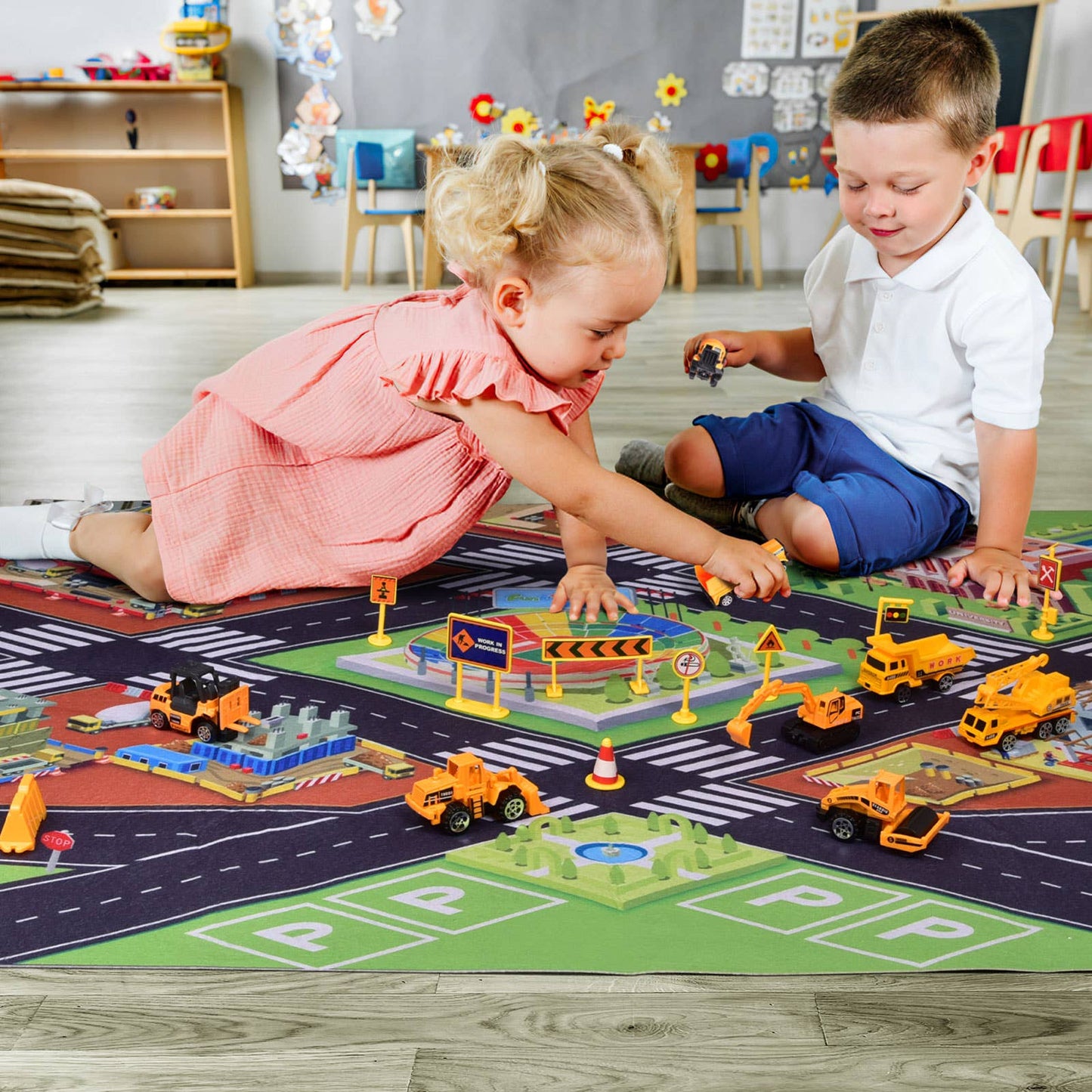 22 Pcs Construction Set: 8 Trucks & Play Mat